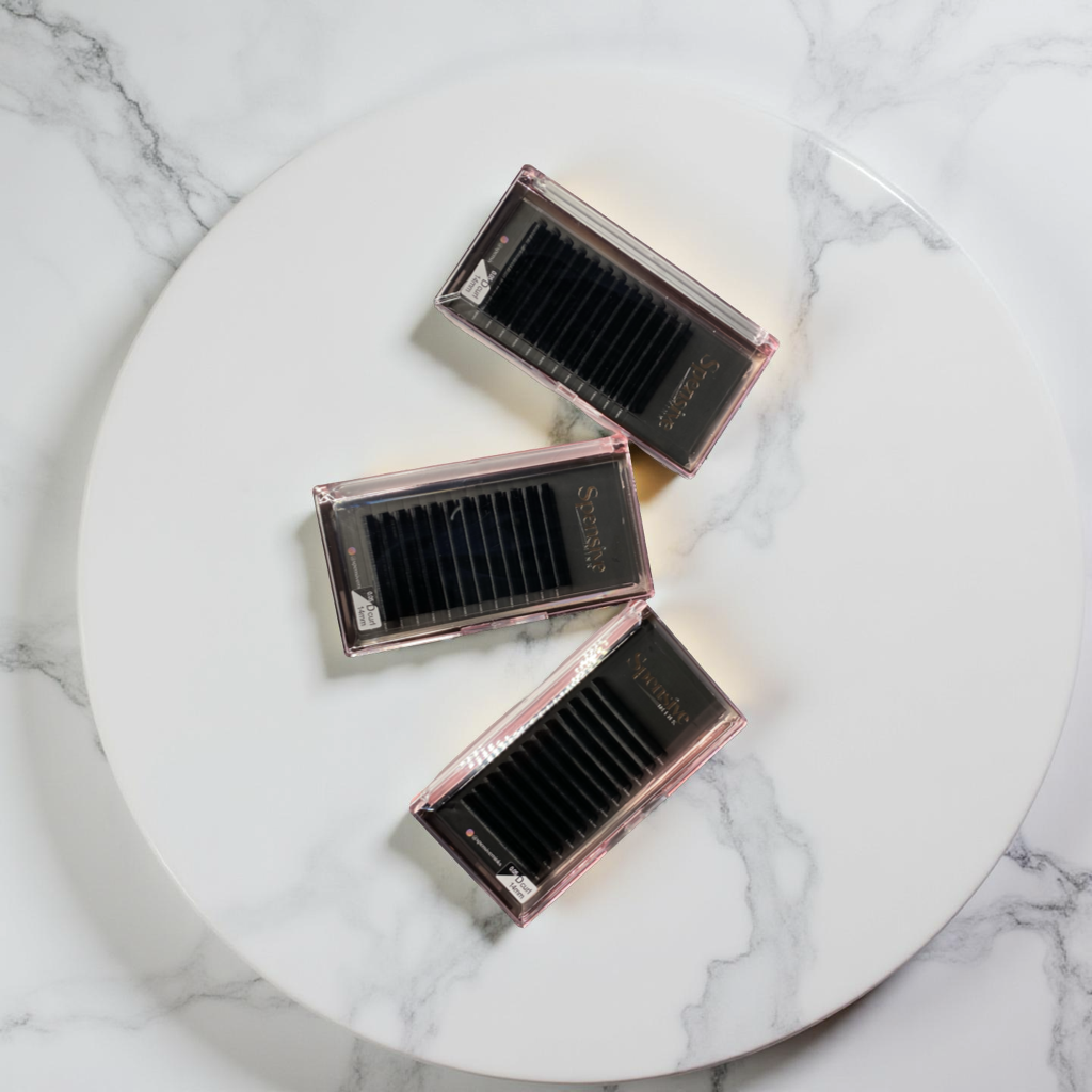 Velvet noir single trays